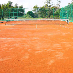 Pourquoi les clubs doivent-ils entretenir leurs courts avant les périodes de compétition ?
