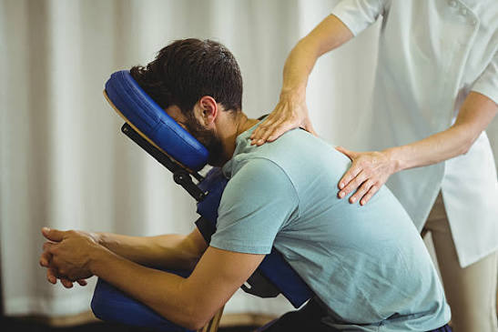 Quels sont les avantages d’un Massage Assis à Lyon lors d’un salon ou d’un événement professionnel ?